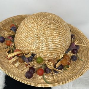 frank olive X bonwit teller Women’s straw hat with grapes